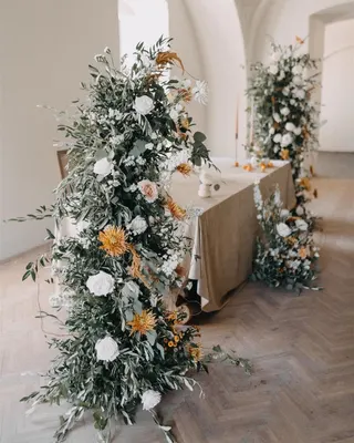Svatba na místě Kocanda Kravsko, příspěvek @weddingfactorycz z roku 2024