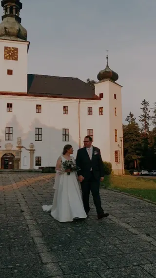 Svatba na místě Zámek Třešť, příspěvek @beata_szlauer z roku 2024