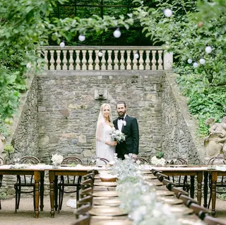 Svatba na místě Savoia Castle, příspěvek @weddings_by_barbora z roku 2022 (2. fotografie)