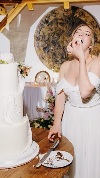 Svatba na místě Grand Farma Michael, příspěvek @royalweddingbykate z roku 2025