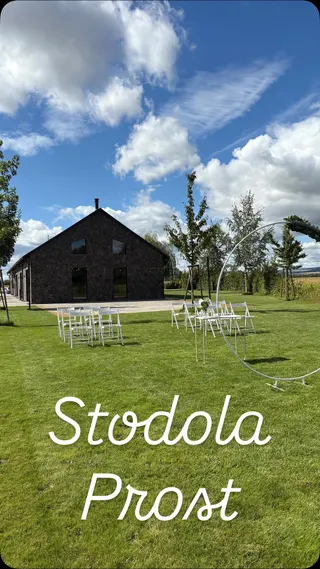 Svatba na místě Stodola PROST, příspěvek @koordinatorka_dominika z roku 2025