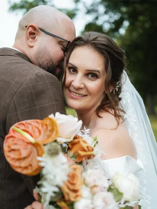 Svatba na místě Château St. Havel, příspěvek @barbora_deduchova_photography z roku 2026