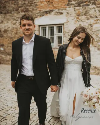 Svatba na místě Náš Mlýn, příspěvek @kralovskesvatby z roku 2026 (3. fotografie)