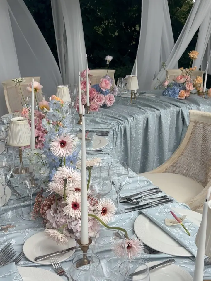 Svatba na místě Villa Richter, příspěvek @andrea_haman_wedding_planner z roku 2026