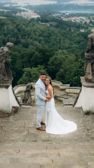 Svatba na místě Statek Starý Týn (Bohemian Weddings), příspěvek @bohemian_weddings z roku 2026