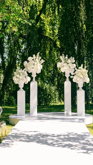 Svatba na místě Zámek Niměřice, příspěvek @glamorousweddingexperience z roku 2026