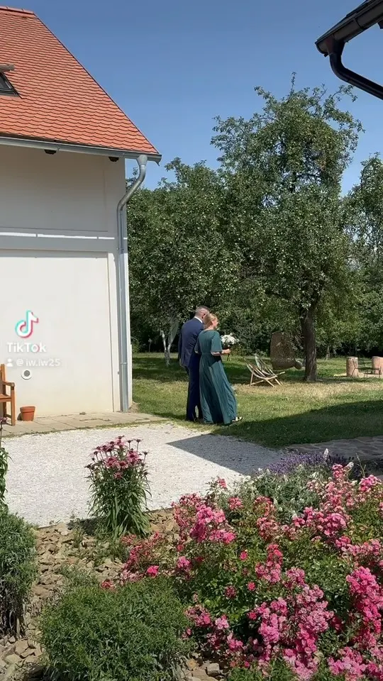 Ze svatebního portfolia: MakeIvent (2024, 4. fotografie)