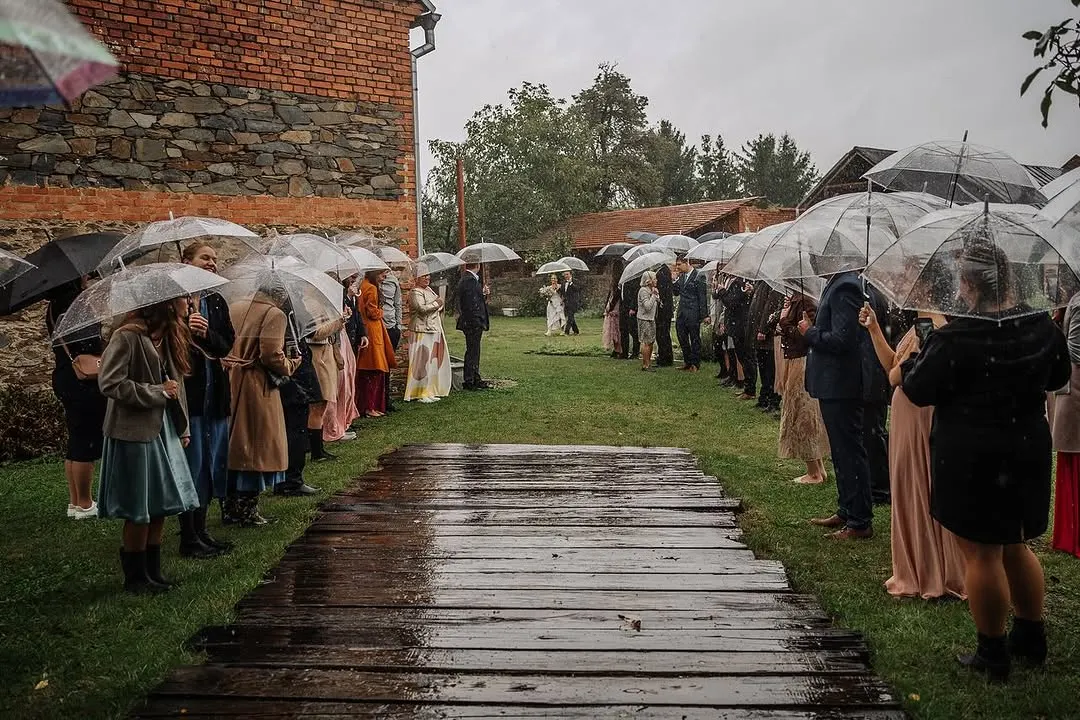 Ze svatebního portfolia: Veselkomat (2025, 2. fotografie)