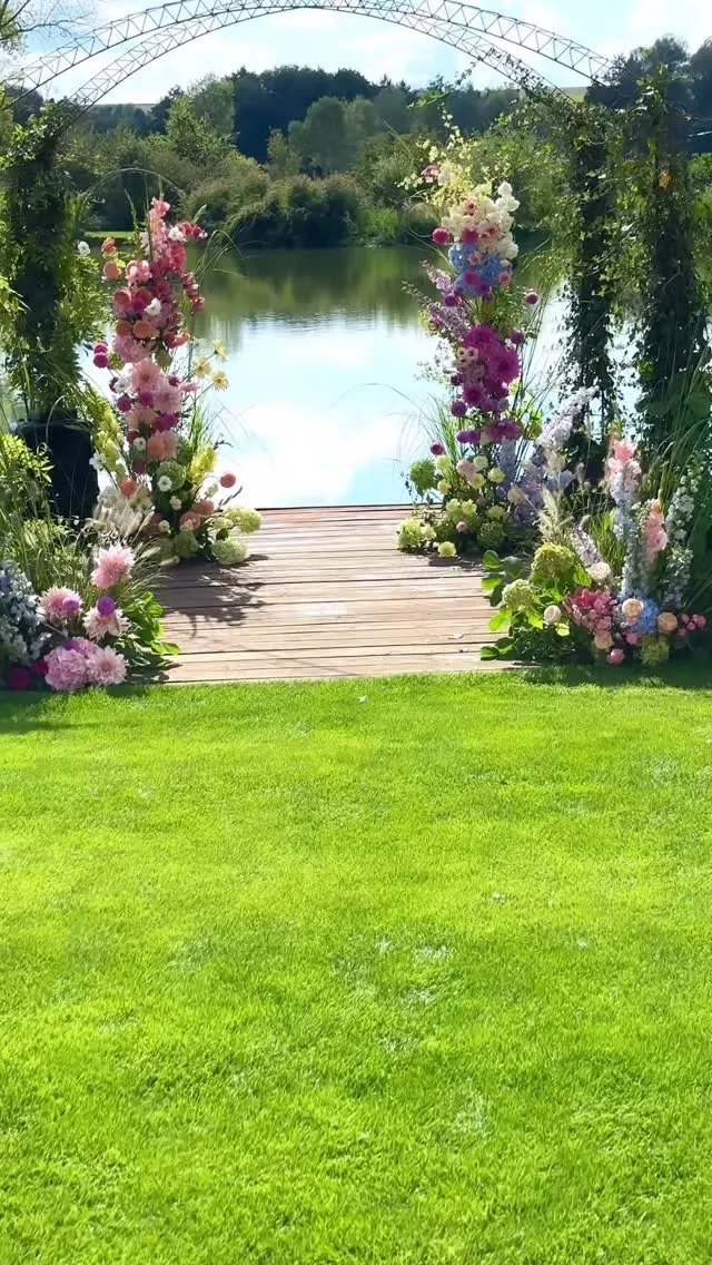 Ze svatebního portfolia: Kristýna Popp – Popp Flowers (2025)