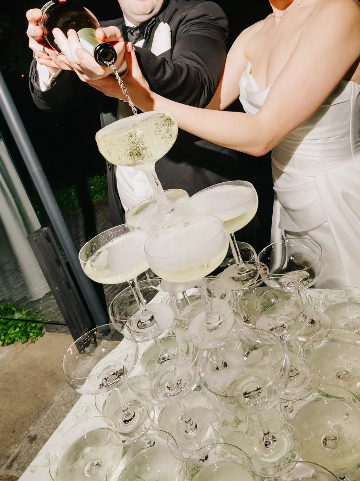 Z portfolia – Villa Richter, Praha (Julie May Weddings, 2. fotografie)