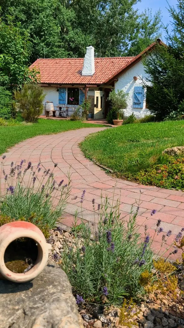 Svatební místo – Trapani House & Camp, Růžová (2026)