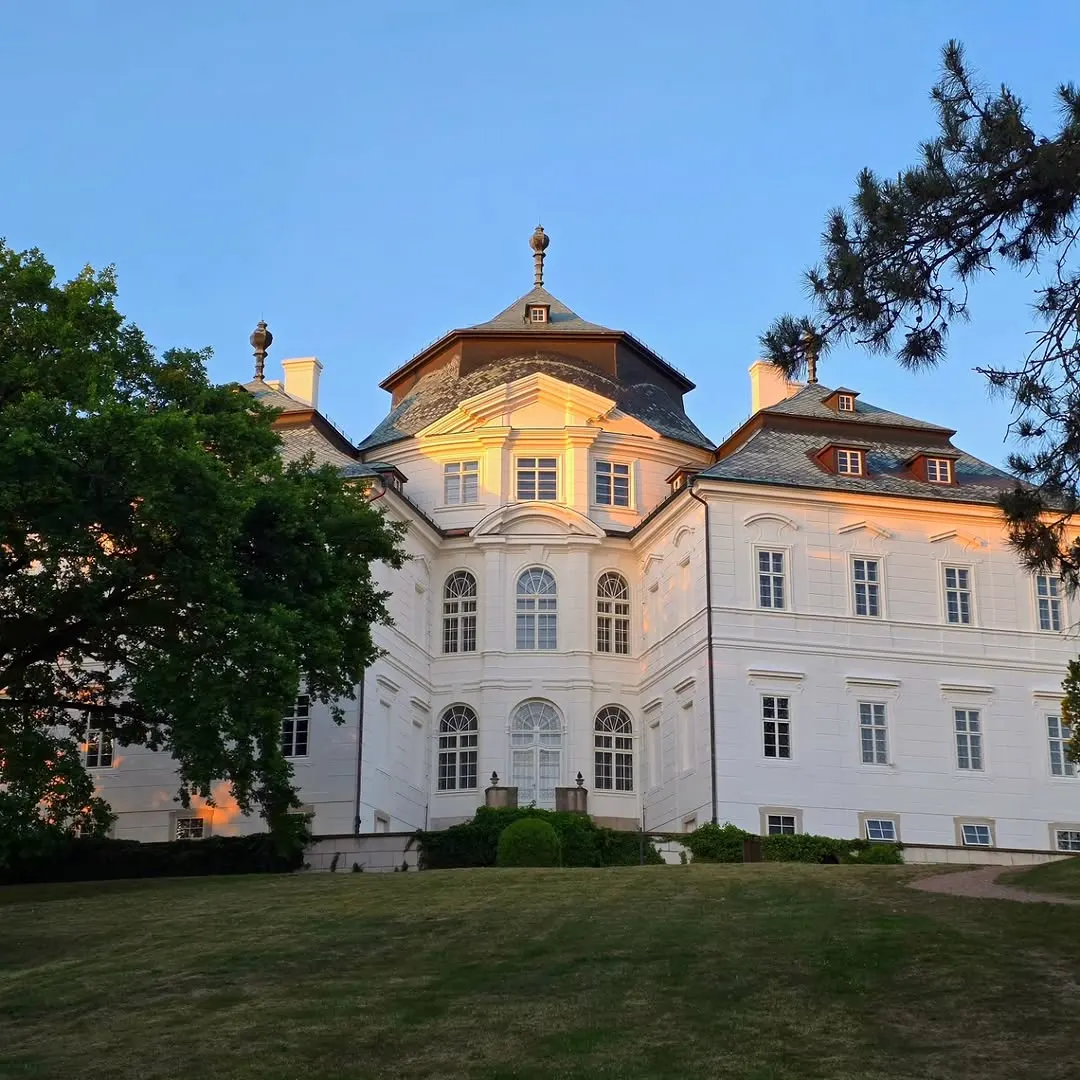 Svatební místo – Zámek Karlova Koruna, Chlumec nad Cidlinou