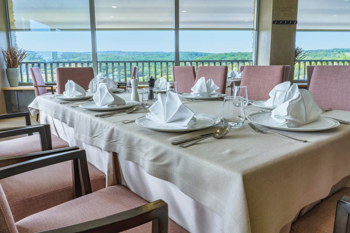 Interiér – Hotel Vinice Hnanice