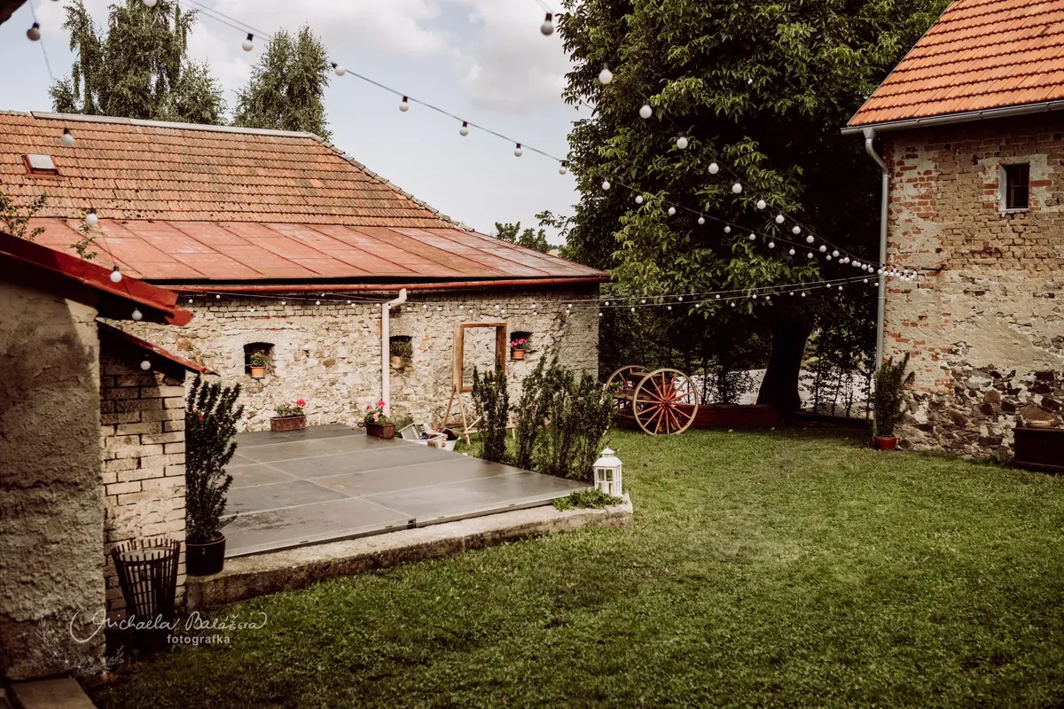 Svatební místo – Kosí statek, Otinoves (2. fotografie)