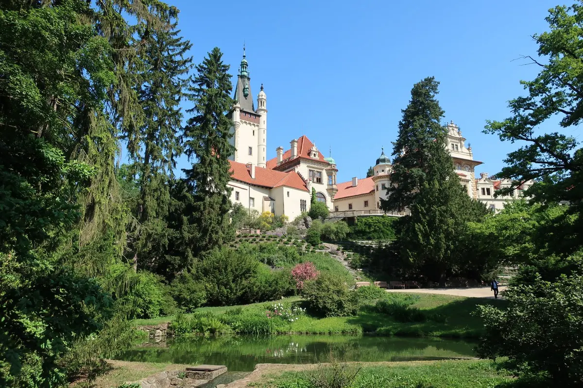 Svatební místo – Průhonický park a zámek, Průhonice (2. fotografie)