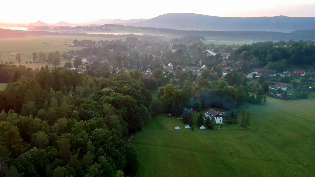 Svatební místo – Trapani House & Camp, Růžová (3. fotografie)