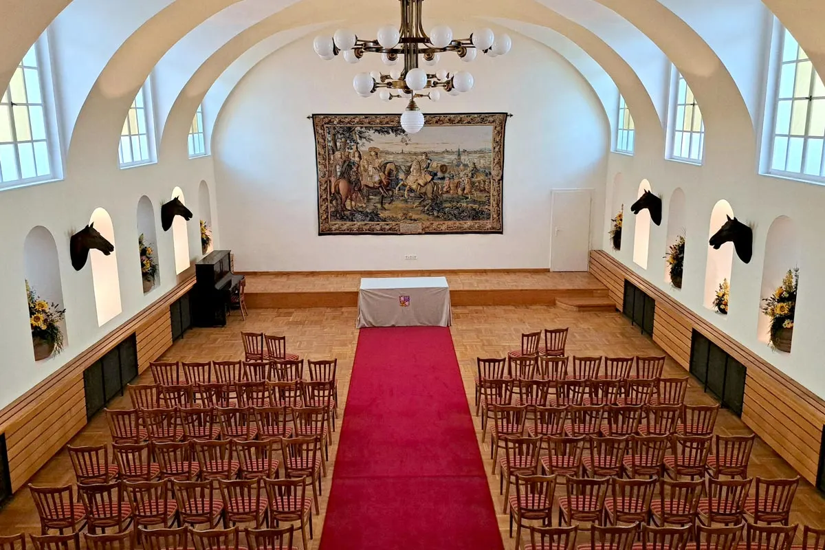 Svatební místo – Zámek Dobříš (3. fotografie)