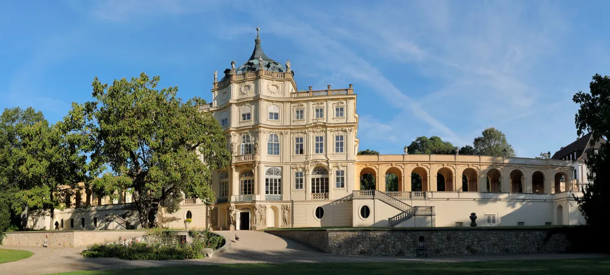 Svatební místo – Zámek Ploskovice (3. fotografie)